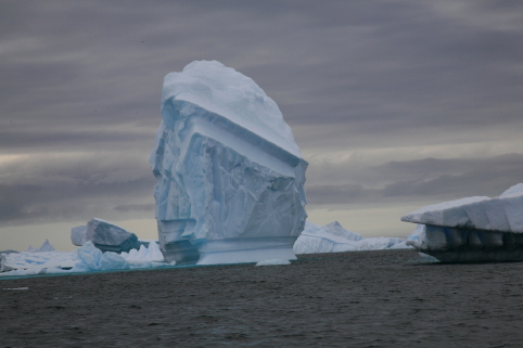 interesting iceberg like moai